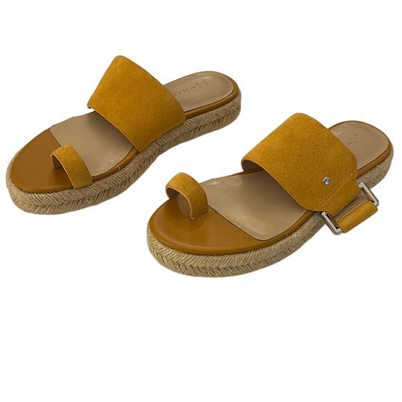 NIB H by Halston Savannah Suede Sandals Mustard Yellow Size 5 - Picture 1 of 6